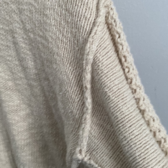 Elegant beige knitted slightly cropped long-sleeve top:) - Picture 5 of 5